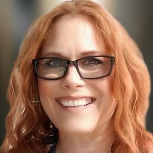 Meet your Posher, Gina